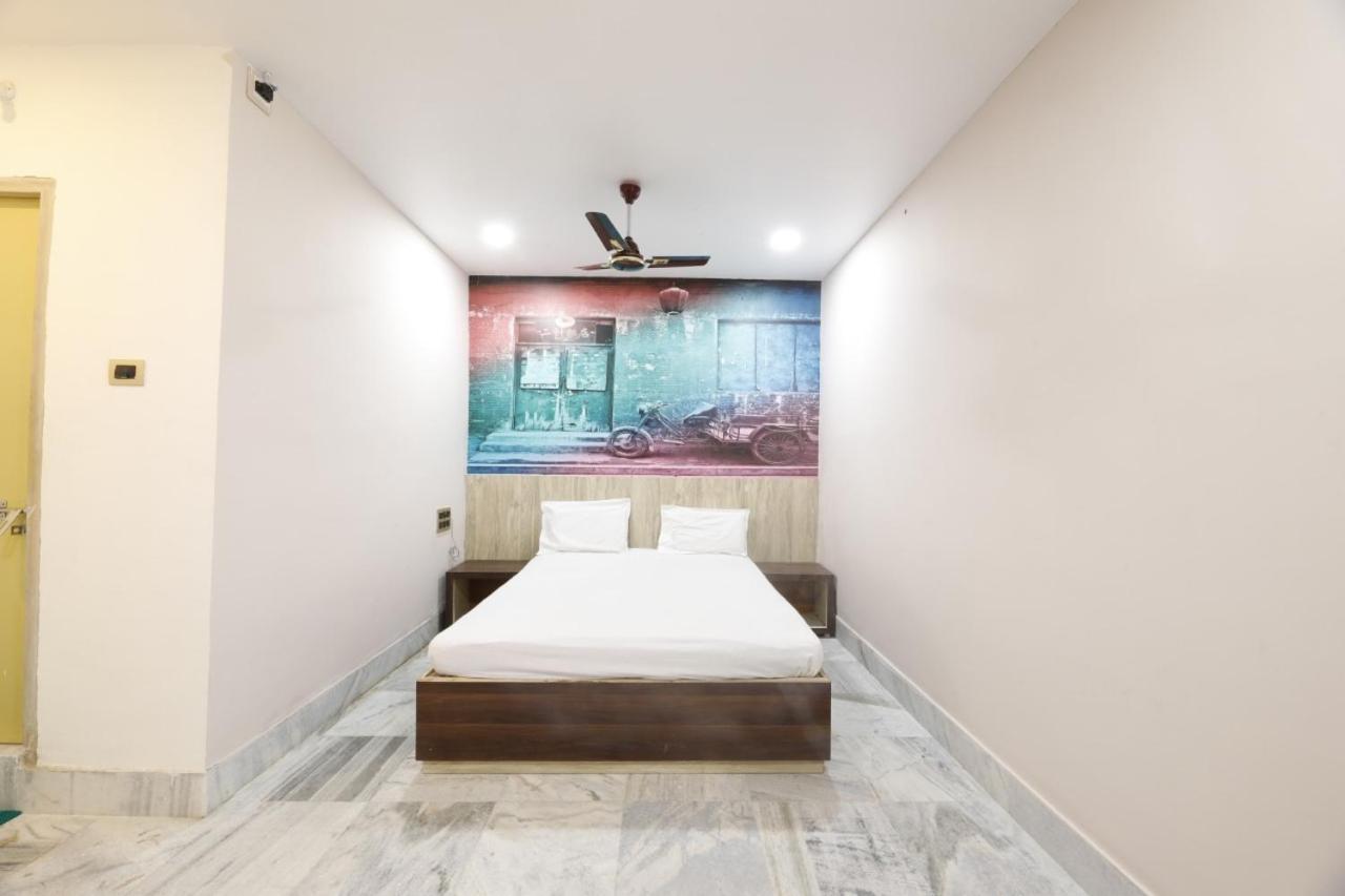 Hotel Nirmalya Brahmapur Екстериор снимка