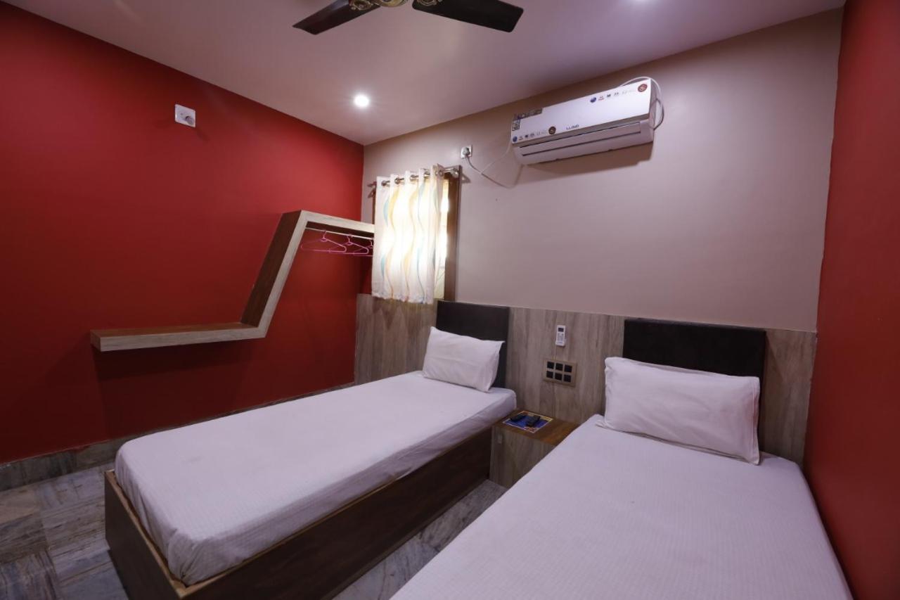 Hotel Nirmalya Brahmapur Екстериор снимка